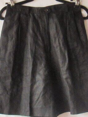 Irish Linen Shorts, Black Size 8, Pleated, Back Pocket, EUC            S649